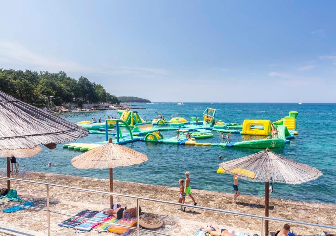 Camping Bijela Uvala - Eurocamp I Homair Porec Bagian luar foto