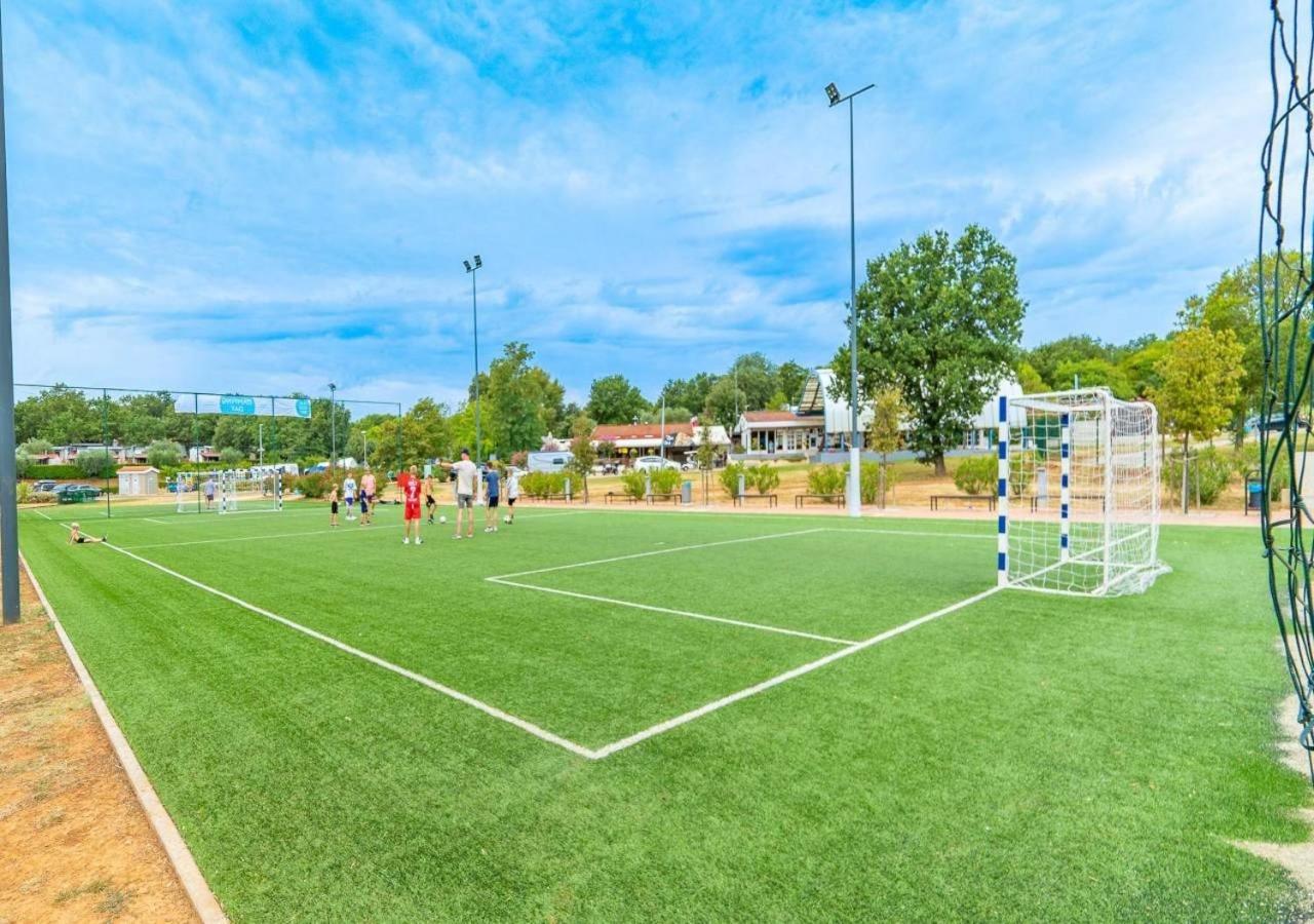 Camping Bijela Uvala - Eurocamp I Homair Porec Bagian luar foto